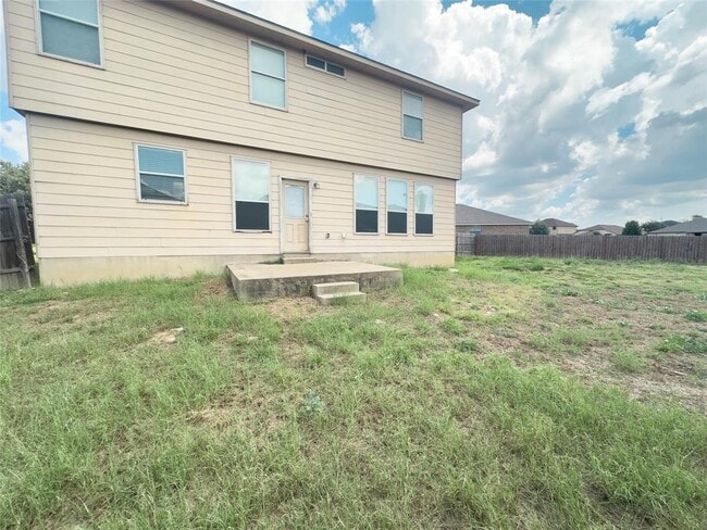 Building Photo - 9909 Fantail Ln