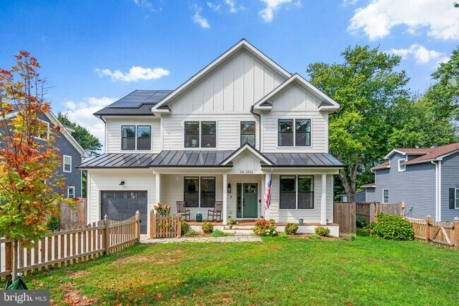 Building Photo - 2854 Fairmont St