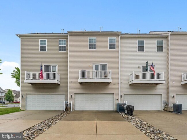Building Photo - 1126 Munyon Dr
