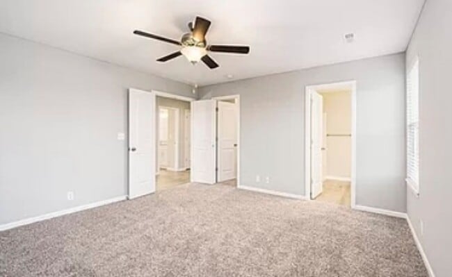 Building Photo - Beautiful 4 bedroom in Blue Springs! Coming Soon!