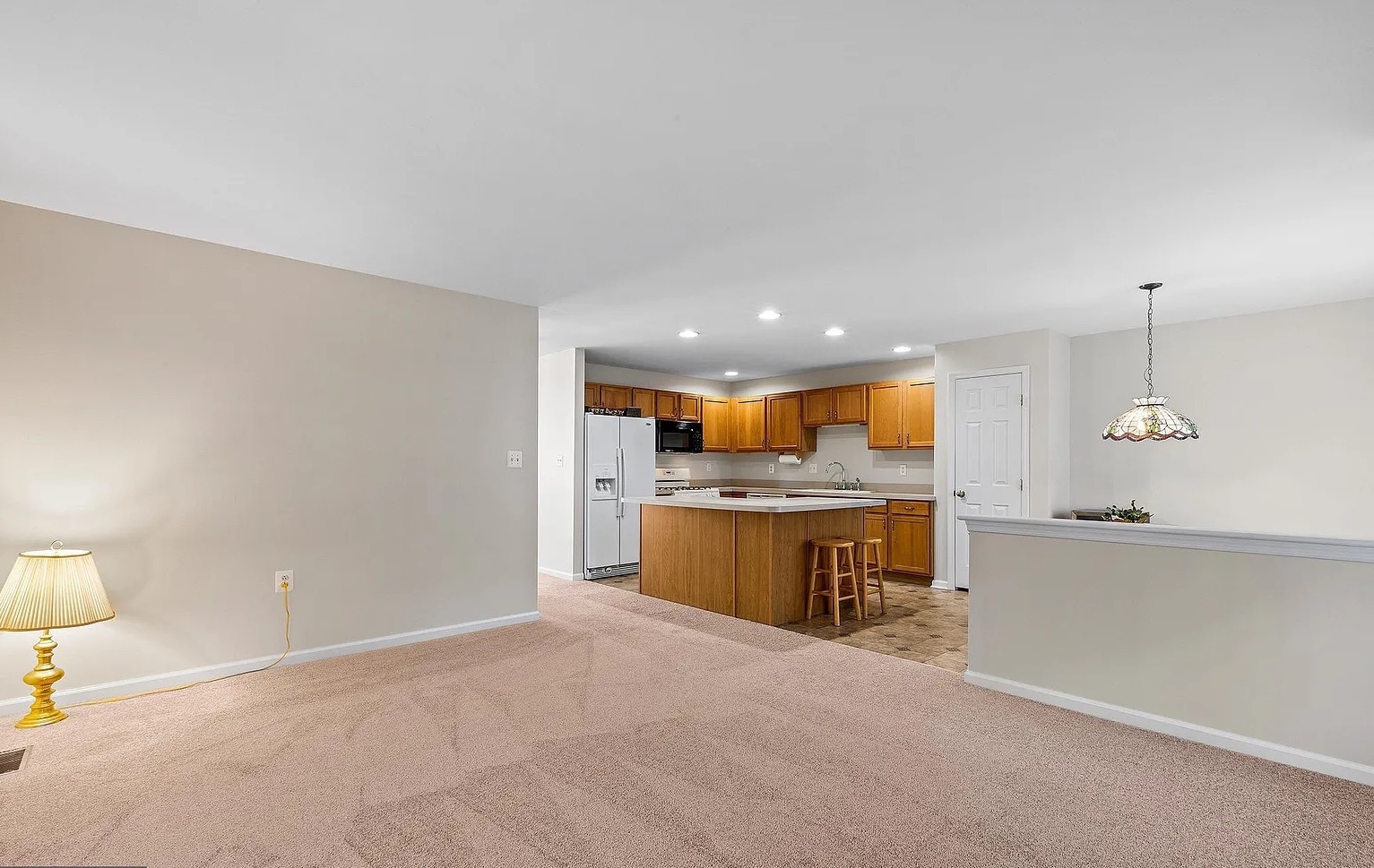 Building Photo - 387 Wheatfield Cir