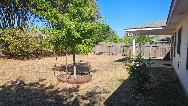 Building Photo - 2101 Hawksbury Way