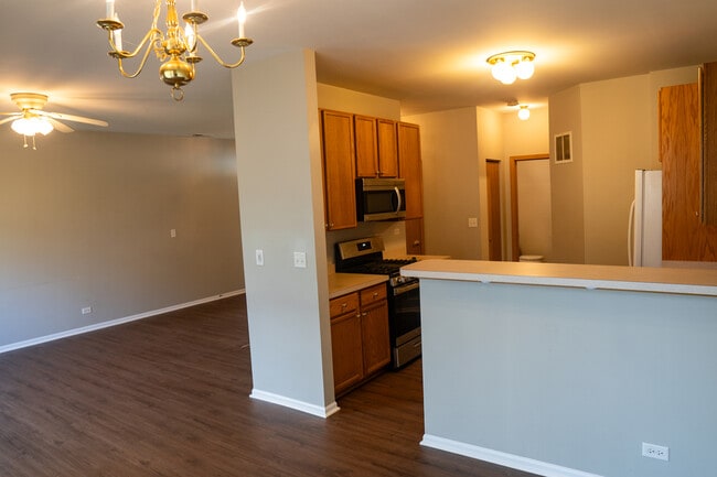 Building Photo - 371 McGrath Dr