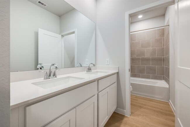 Building Photo - 12534 Nueces River Dr