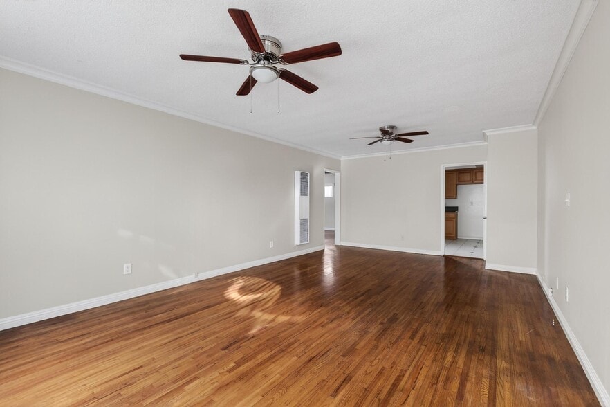 Building Photo - 25218 Loytan St