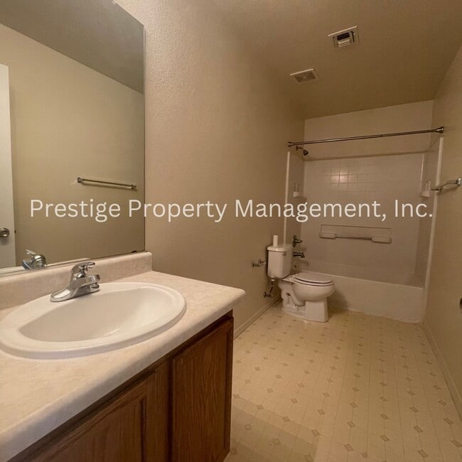 Building Photo - Want to call this 3 bedroom 2.5 bath Home ...