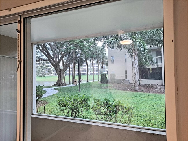 Building Photo - 1845 Palm Cove Blvd