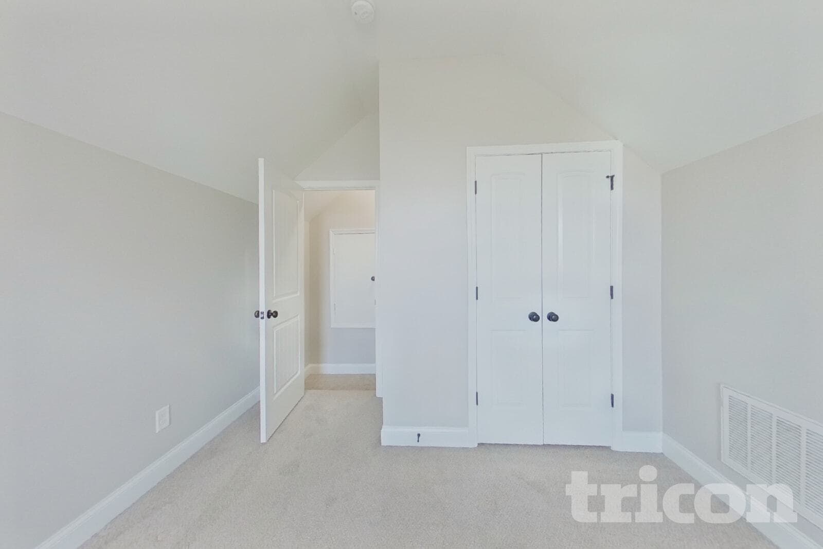 Building Photo - 11 Sedge Ct