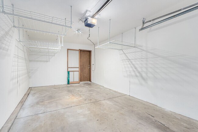 Building Photo - 1410 Bacchus Dr
