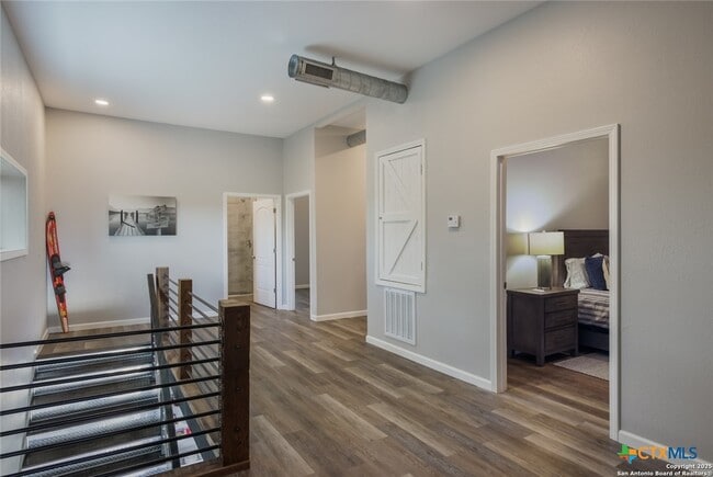 Building Photo - 1016 Blue Bill Cove Dr