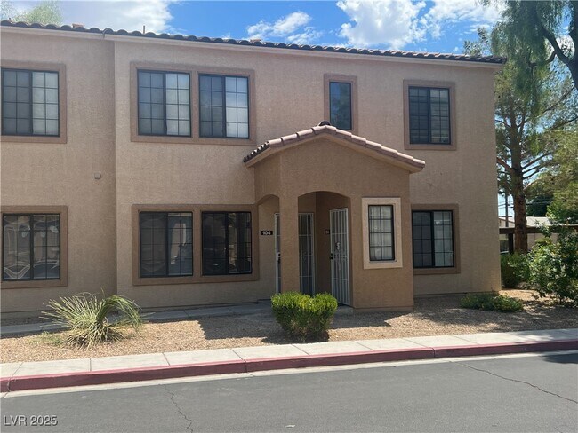 Primary Photo - 2141 Hussium Hills St