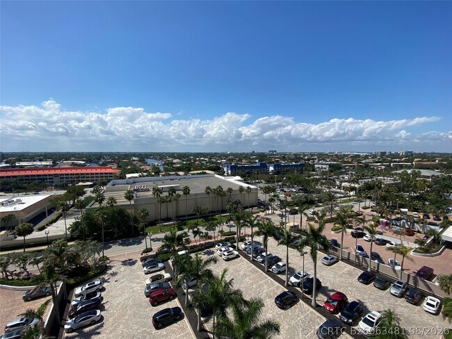 Building Photo - 3800 Galt Ocean Dr