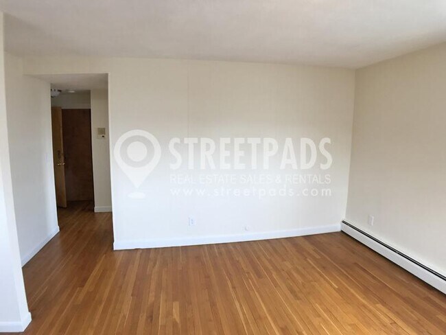 Building Photo - 1 bedroom in Boston MA 02135