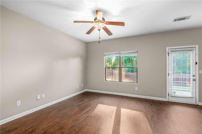 Building Photo - 317 Clover Brook Dr