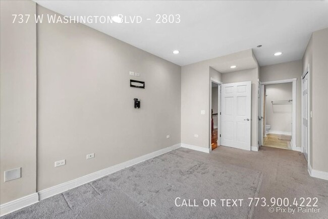 Building Photo - 737 W Washington Blvd