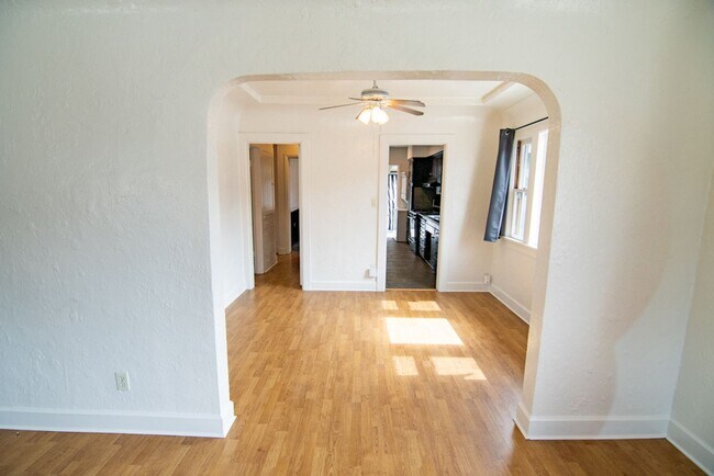 Building Photo - Charming 3-Bedroom Home for Lease in College West, San Diego