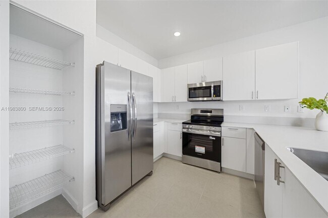 Building Photo - 33762 SW 194th Pl