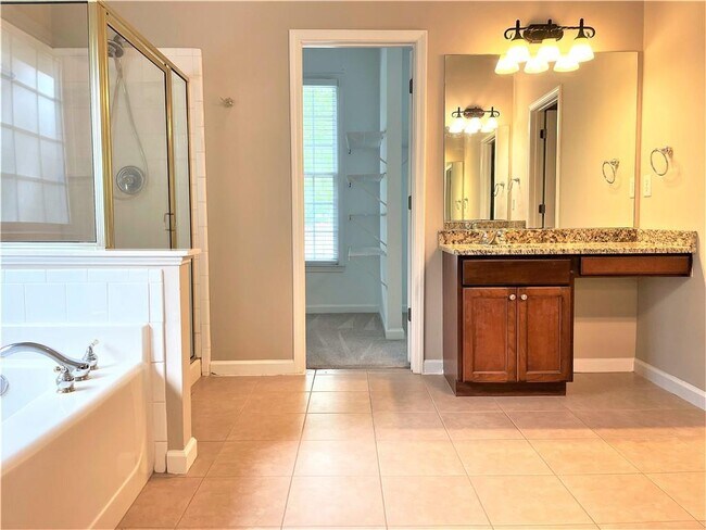 Building Photo - 3045 Spring Field Ct