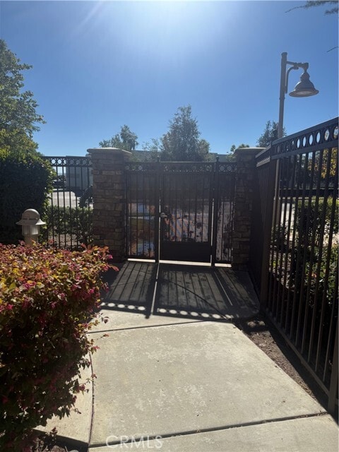 Building Photo - 8692 E 9th St