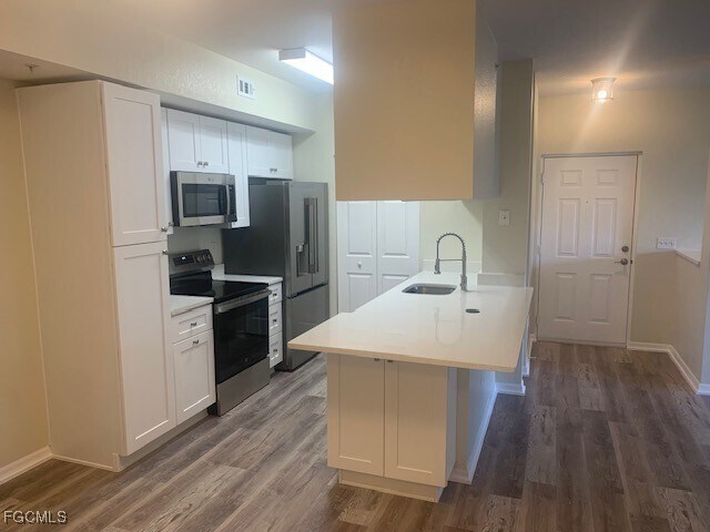 Building Photo - 6321 Aragon Way