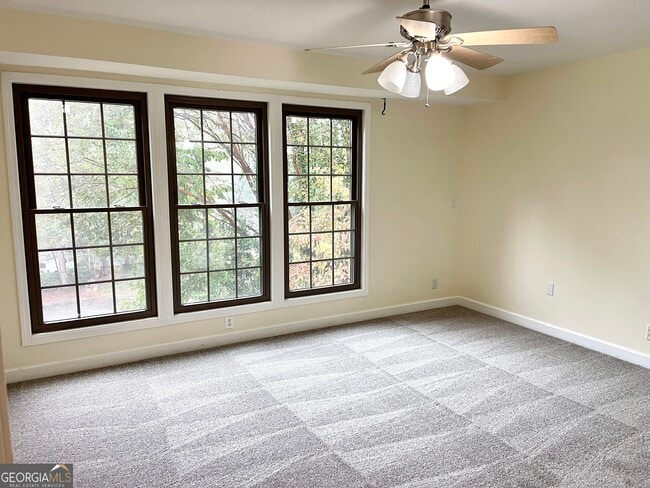 Building Photo - 4059 Charleston Ct SE