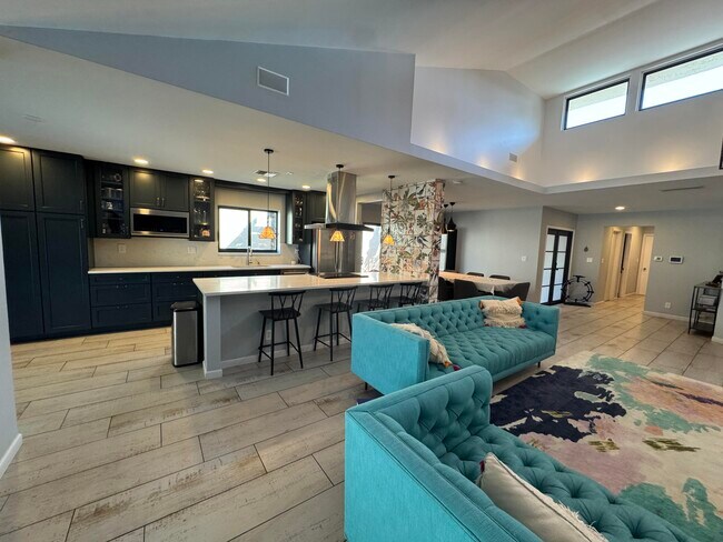 Building Photo - 21356 Sonesta Way