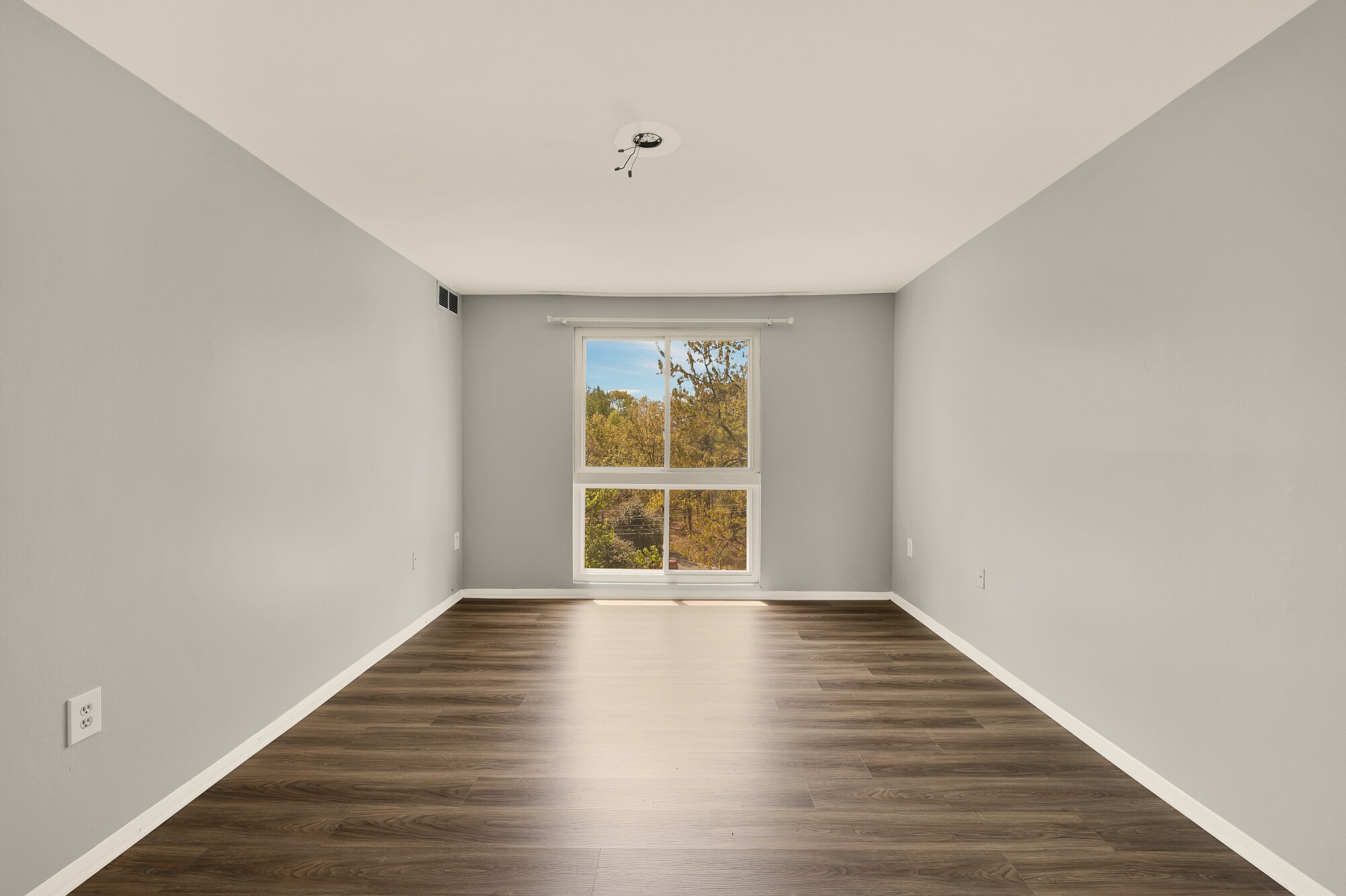 Building Photo - 5614 Bismach Dr