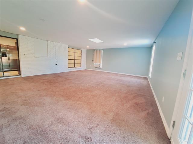 Building Photo - 3726 Red Oak Dr