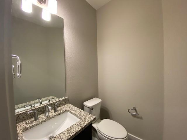 Building Photo - 1612 Roseburg Dr