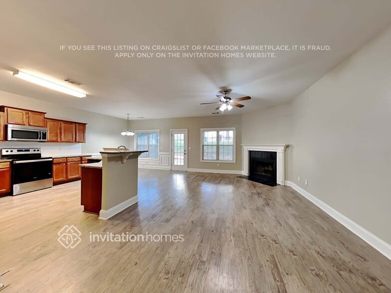 Building Photo - 5871 Apple Grove Rd NE