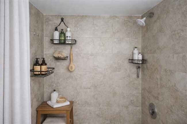 Building Photo - 4367 White Pine Ave