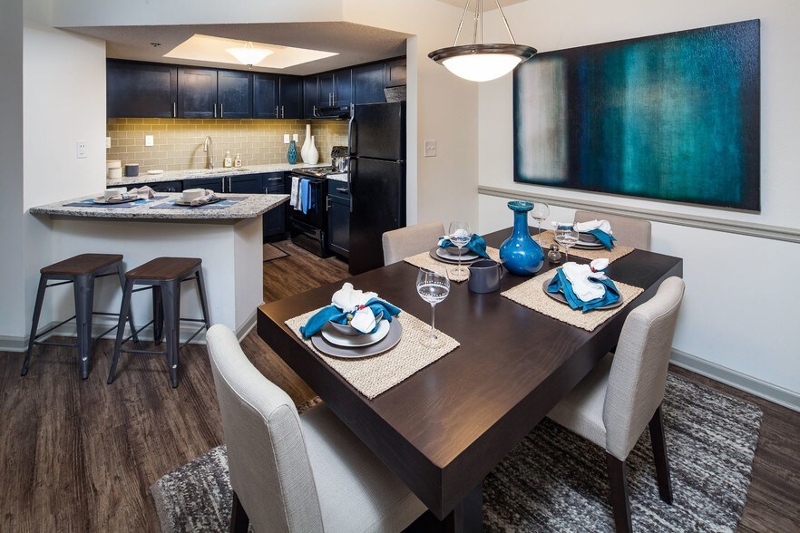 Building Photo - The Pointe at Lenox Park