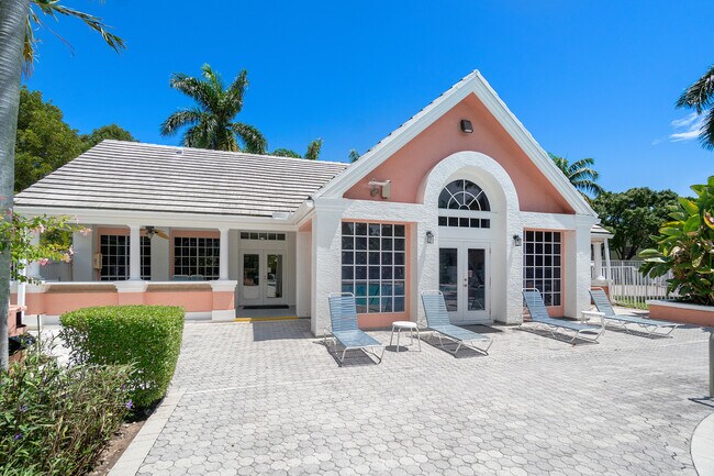 Building Photo - 1345 Crystal Way