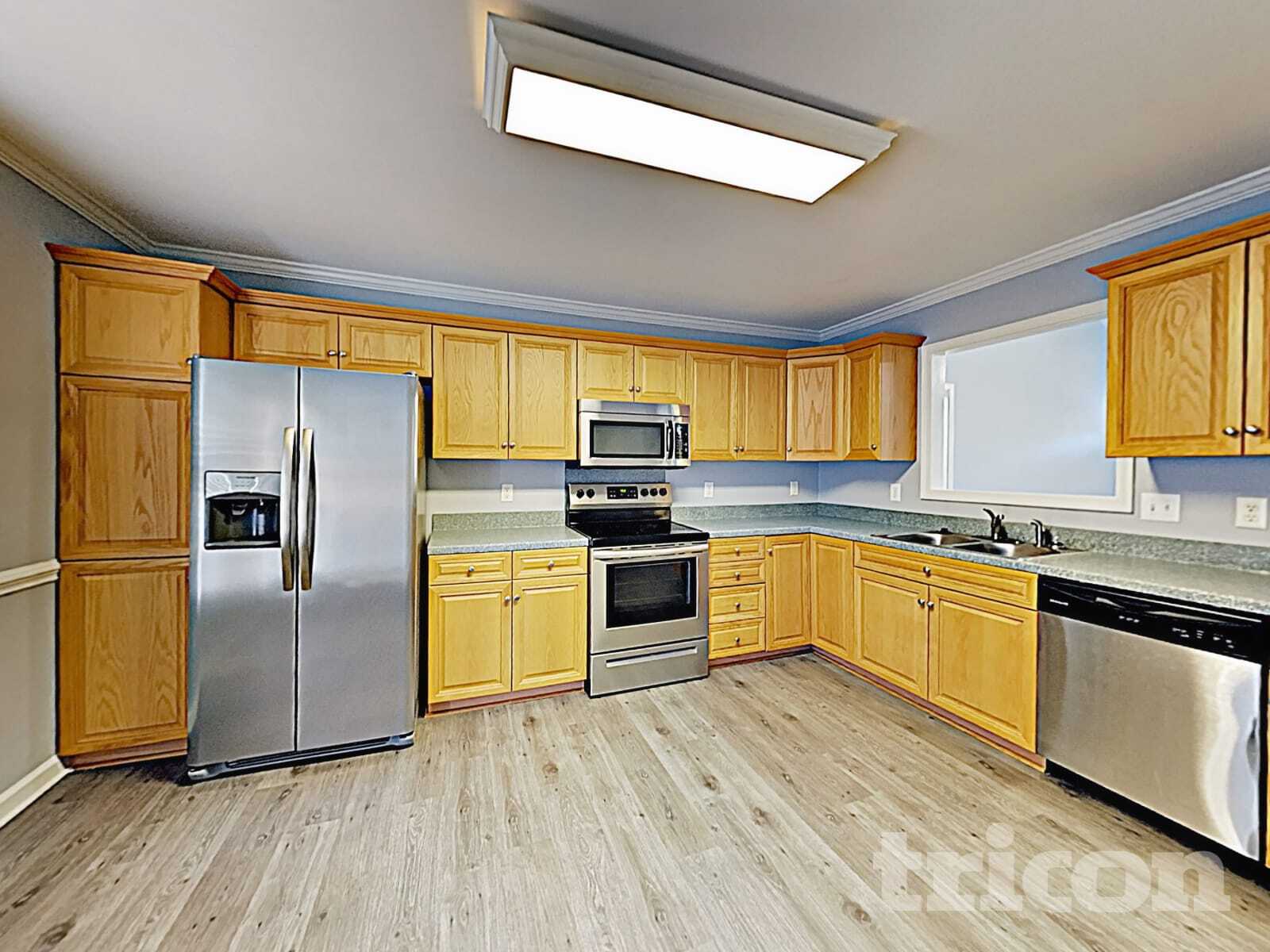 Building Photo - 1670 Red Bird Cir SE