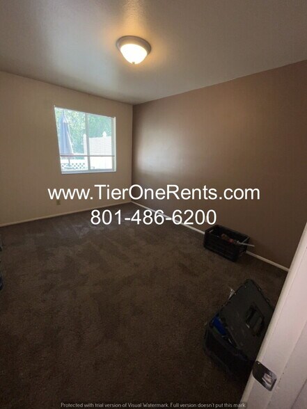 Building Photo - NO DEPOSIT option available for qualified renters!