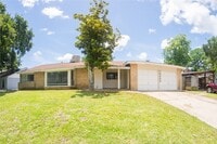 Building Photo - 4904 Meadowlark St