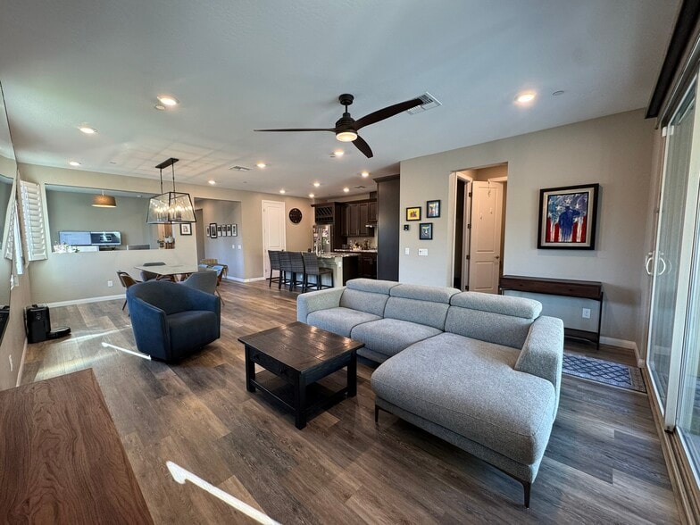 View of kitchen from living room - 331 Coastal Redwood St
