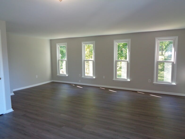 Building Photo - 3800 Bell Rd