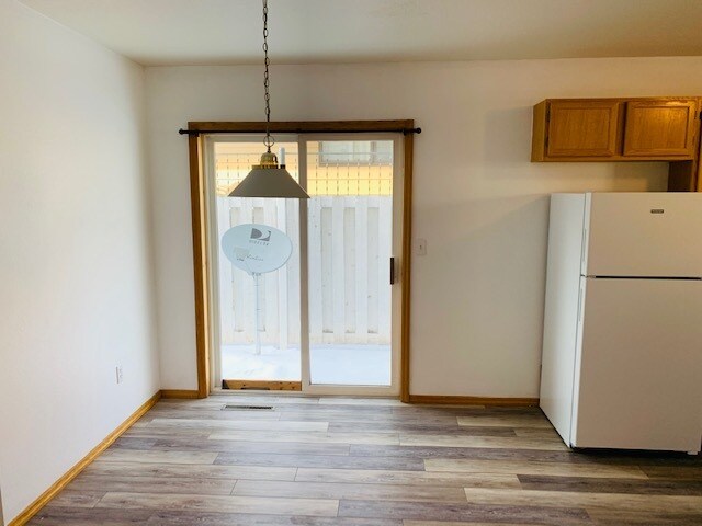 Dinning Area - 414 W Babcock St, Unit 1