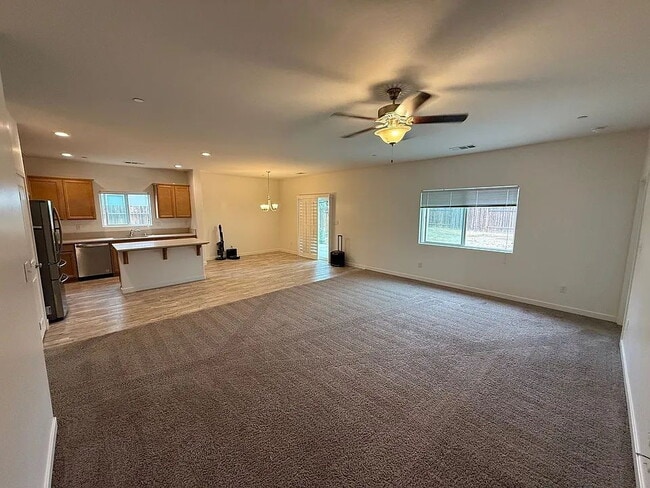 Building Photo - 8914 Danica Ct