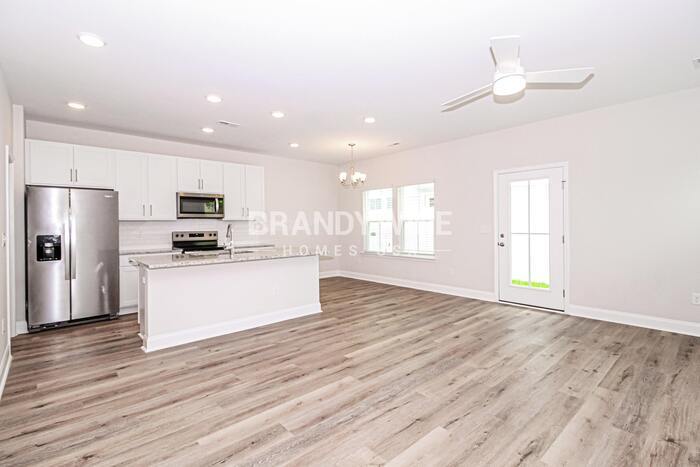 Building Photo - 1232 Wildflower Dr