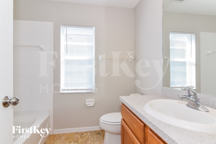 Building Photo - 6931 Waterbrook Ct