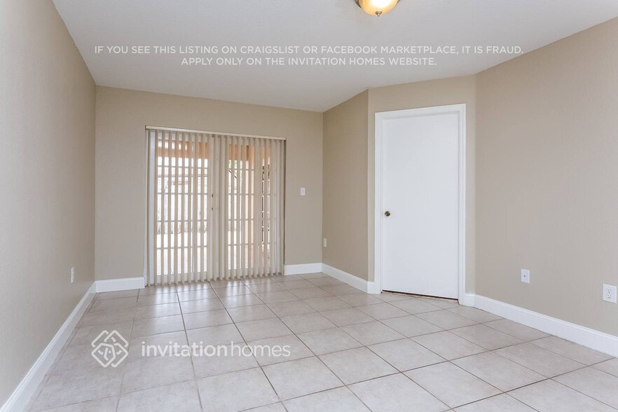 Building Photo - 9229 SW 157th Ct