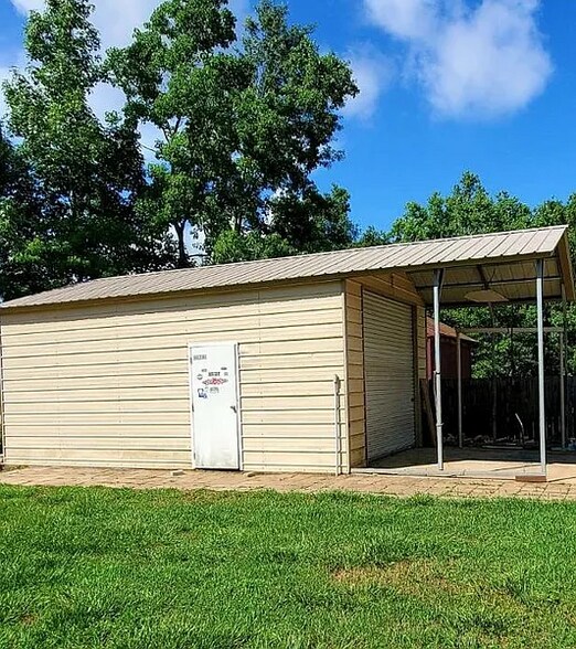 Building Photo - 212 Canulette Rd