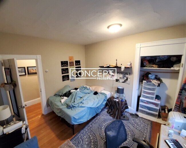 Building Photo - 6A Sunset St. Unit 2