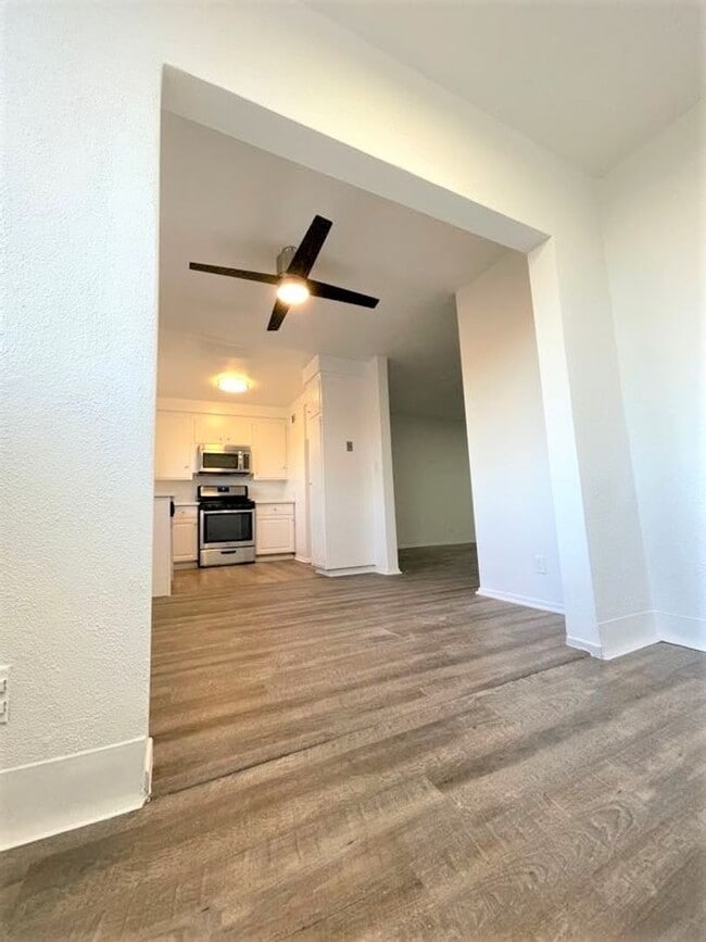 Building Photo - Celebrate the Season With Our December Move-In Special!