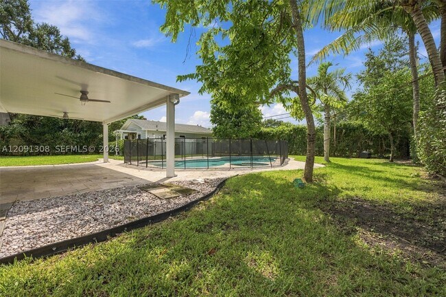 Building Photo - 7120 SW 58th St