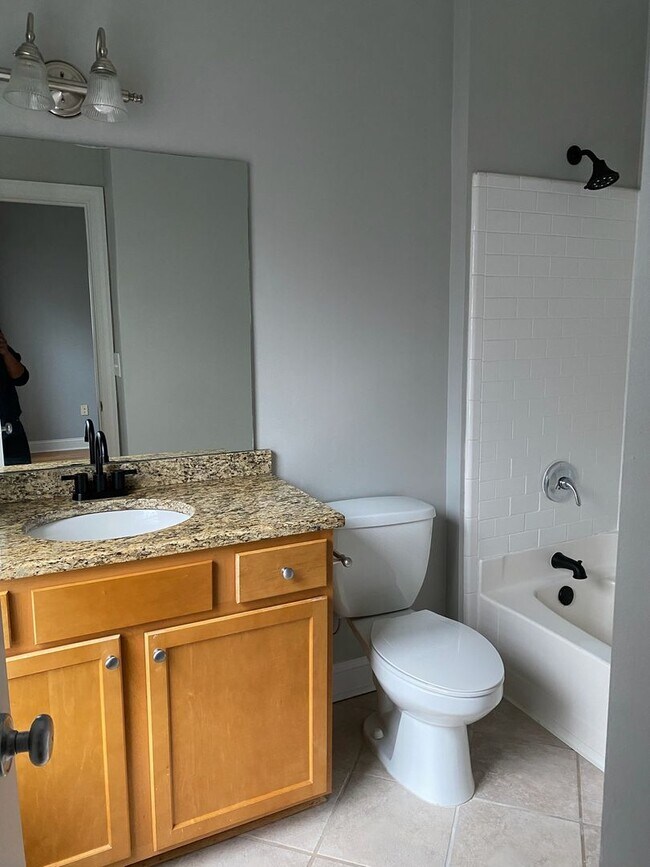 Building Photo - Elegant Intown Living in Carlyle Park – Beautiful 3BR/3.5BA Townhome