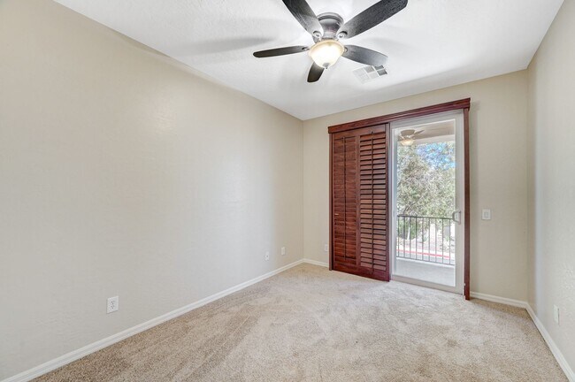 Building Photo - 4 Bedroom Home in Silverstone Ranch / No Rear Neighbors!