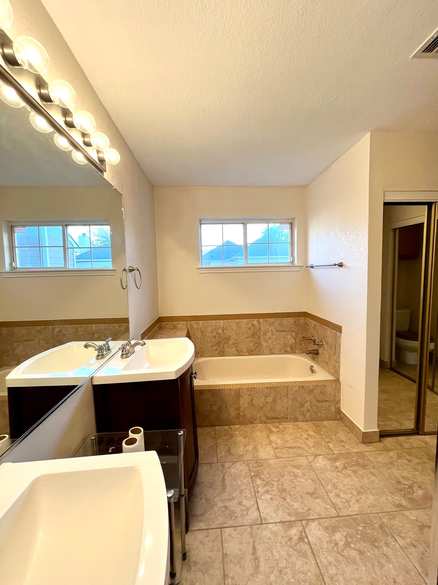 BA 1 - 2503 Plumgrove Cir